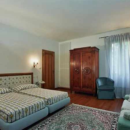 ベッド・アンド・ブレックファスト Le Mingarine B&B 3*